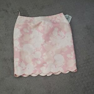 Kasper Pink and White Scalloped Mini Pencil Skirt